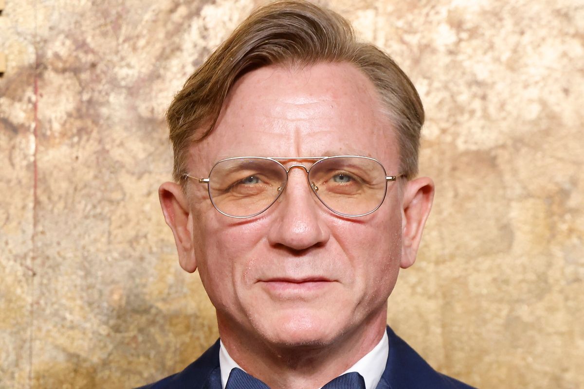 Daniel Craig