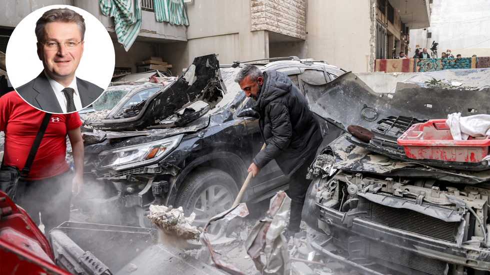 Daniel Kawczynski and rubble in Beirut