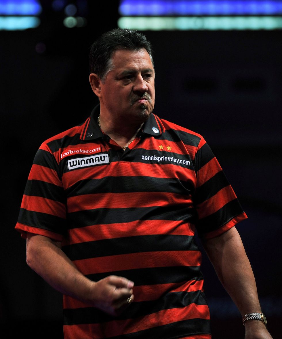 Darts Dennis Priestley