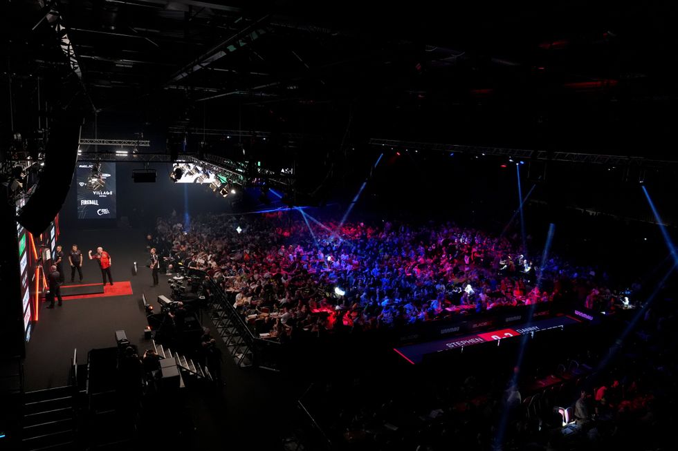 Darts fans are not the only sports fans to make chants about Keir Starmer