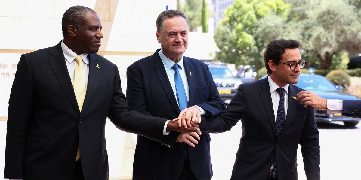 NextImg:David Lammy sparks backlash after removing Israeli hostage pin to meet Palestinian premier