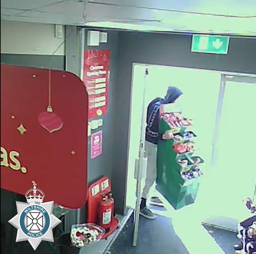 David Mundy stealing chocolate from Morrisons