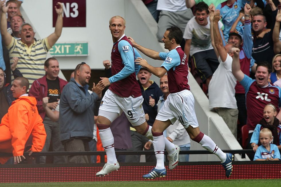 Dean Ashton Shaka Hislop