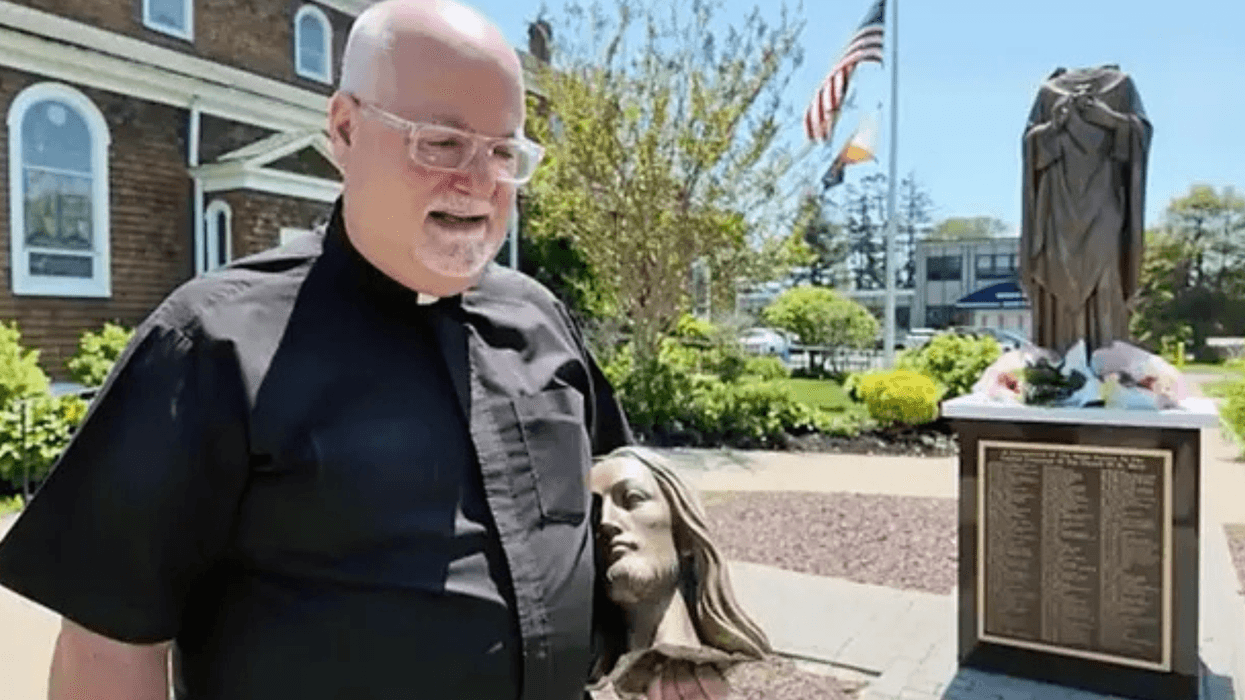 Decapitated statue