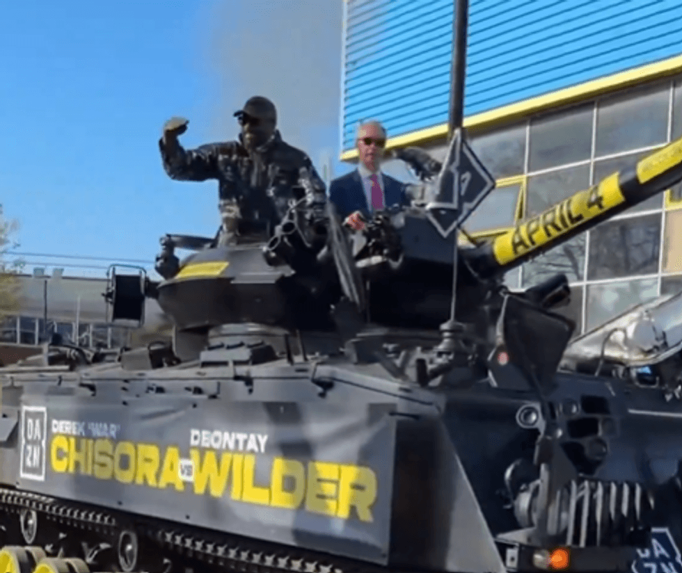 Derek Chisora ​​​​e Nigel Farage