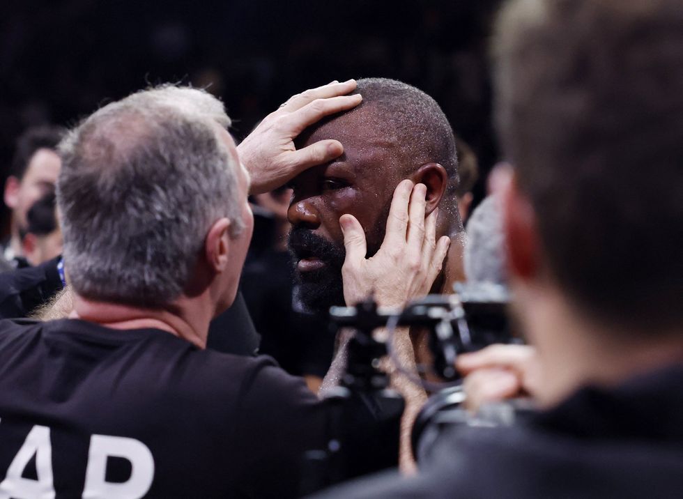 Derek Chisora was badly wounded during the fight but showed remarkable resilience to keep going until the final bell