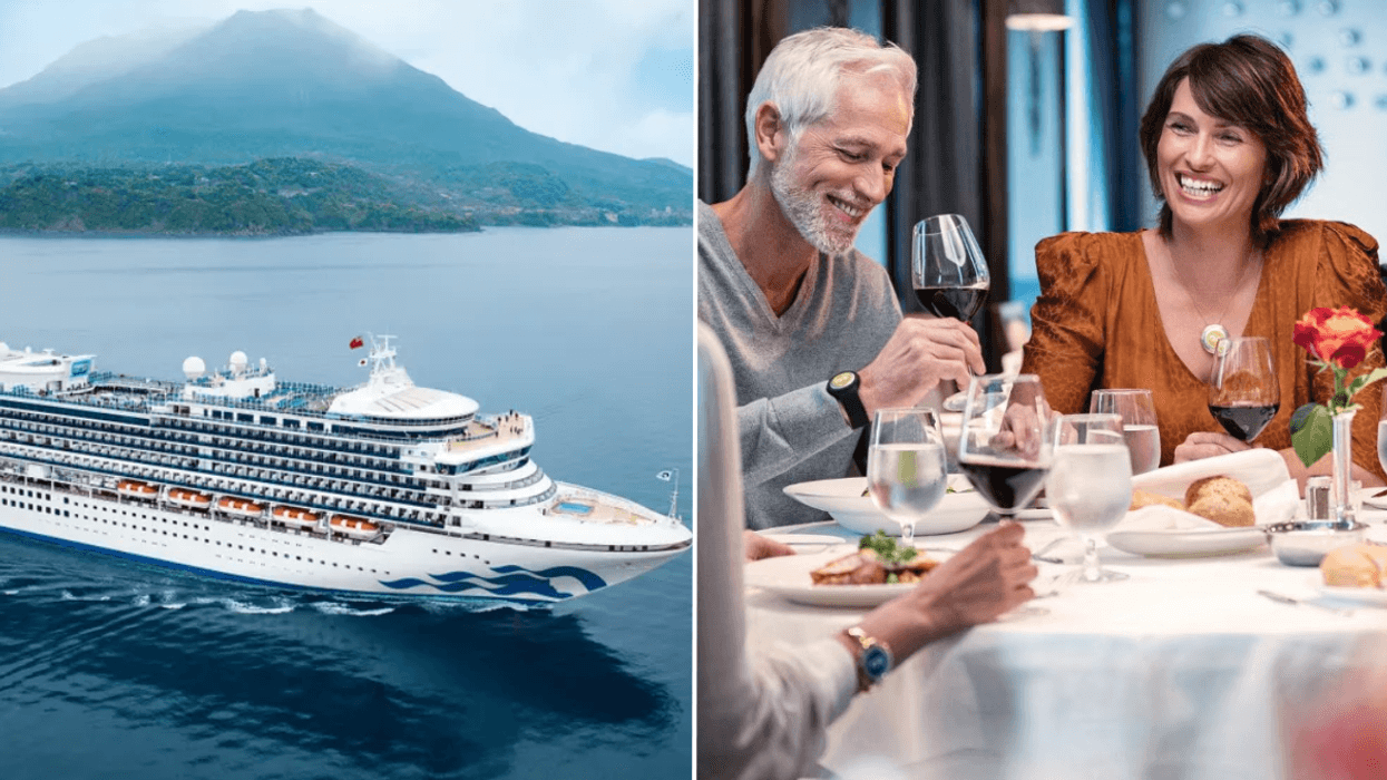 Diamond Princess Japan / People dining on Princess Cruise