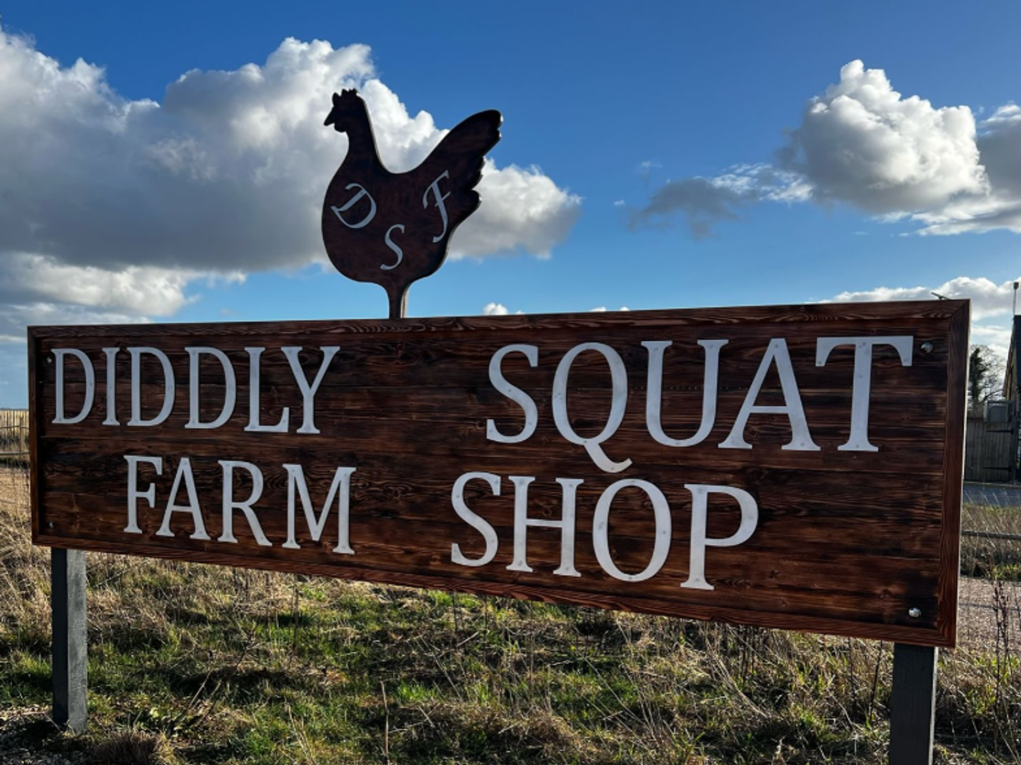 Diddly Squat Farm Shop new sign