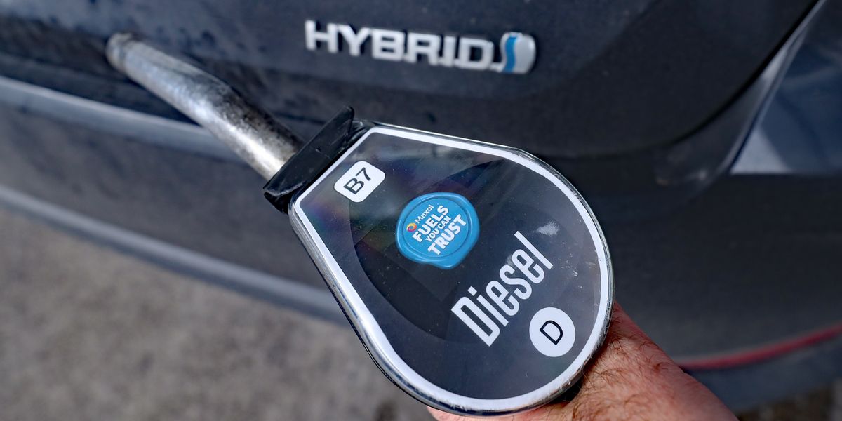 NextImg:Petrol and diesel cars ranked as 'more green' than hybrid vehicles with emissions rates