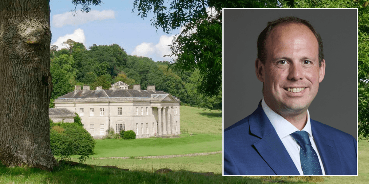 Travellers hold village to ransom after setting up illegal camp and demanding £600,000 to leave Travellers hold village to ransom after setting up illegal camp and demanding £600,000 to leave