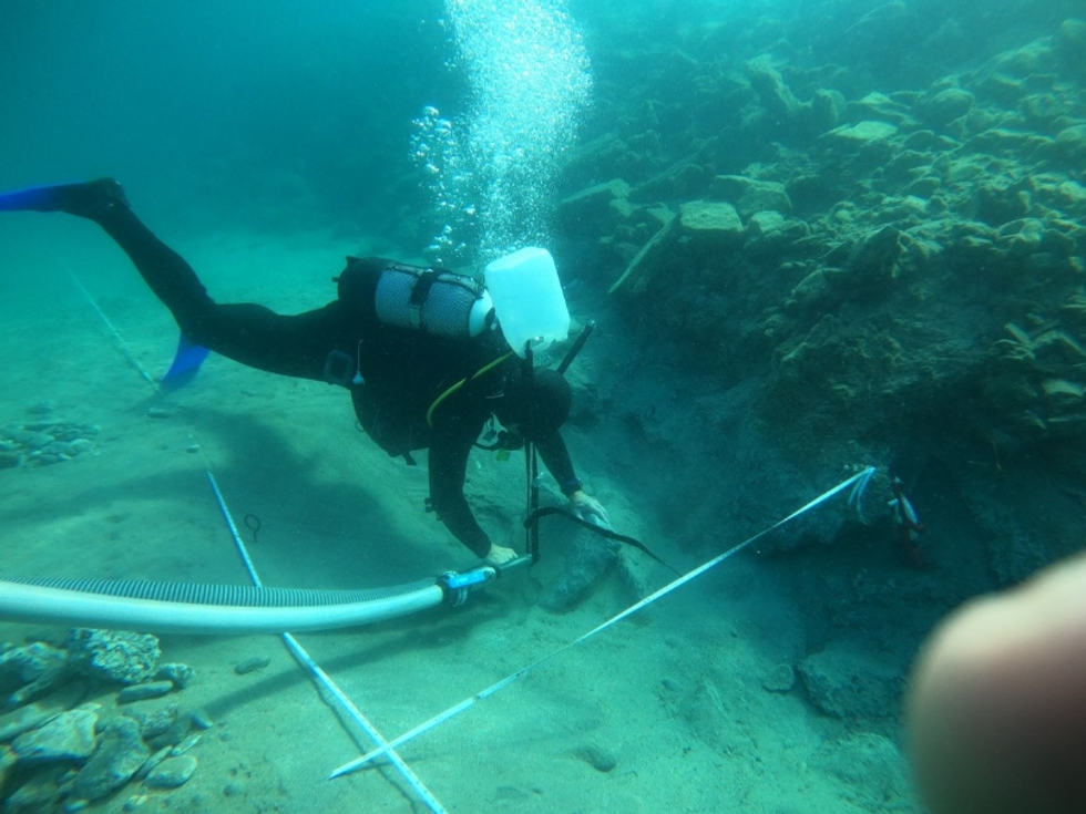 Discovery of underwater port