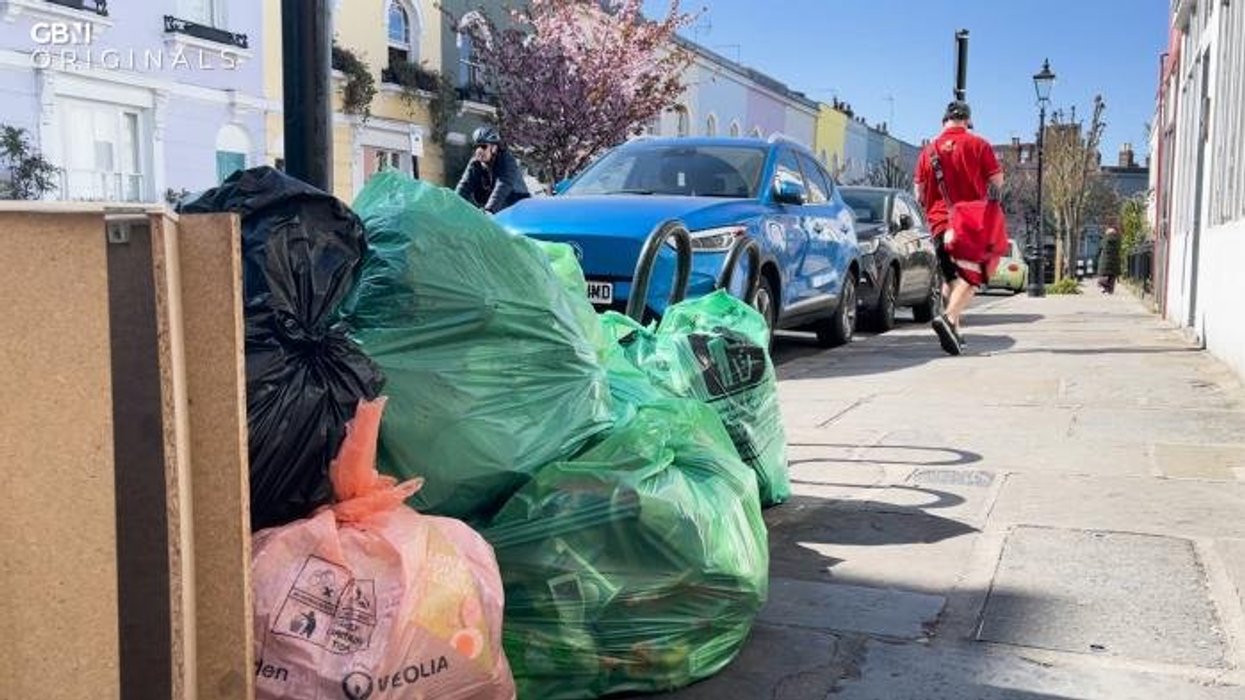 Meet the man who walked 4,000 miles across Britain picking up litter
