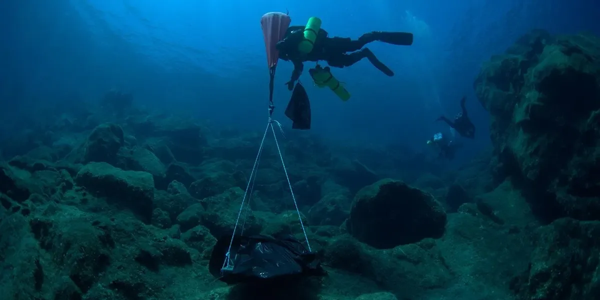 NextImg:Divers reveal shipwreck's ancient secrets in latest excavation of famous site
