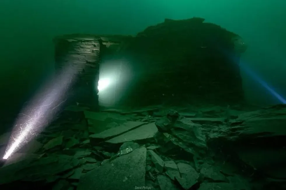 Diving at Vivian Quarry