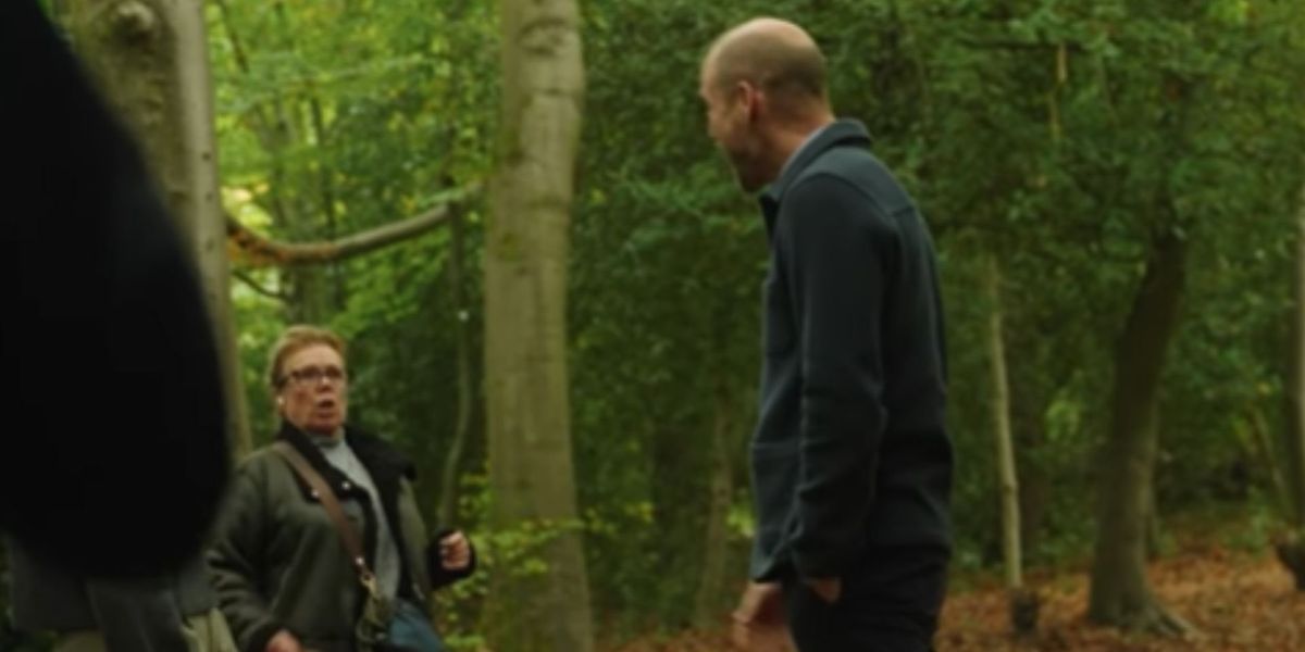 Dog walker’s hilarious reaction as she bumps into future king in heartwarming moment Dog walker’s hilarious reaction as she bumps into future king in heartwarming moment
