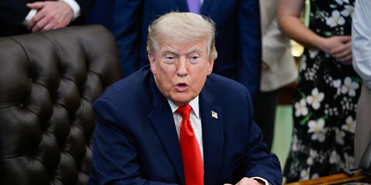 Donald Trump’s Iran deal ‘scheduled to be signed tomorrow’ as he threatens to use ‘ultimate alternative if process fails’