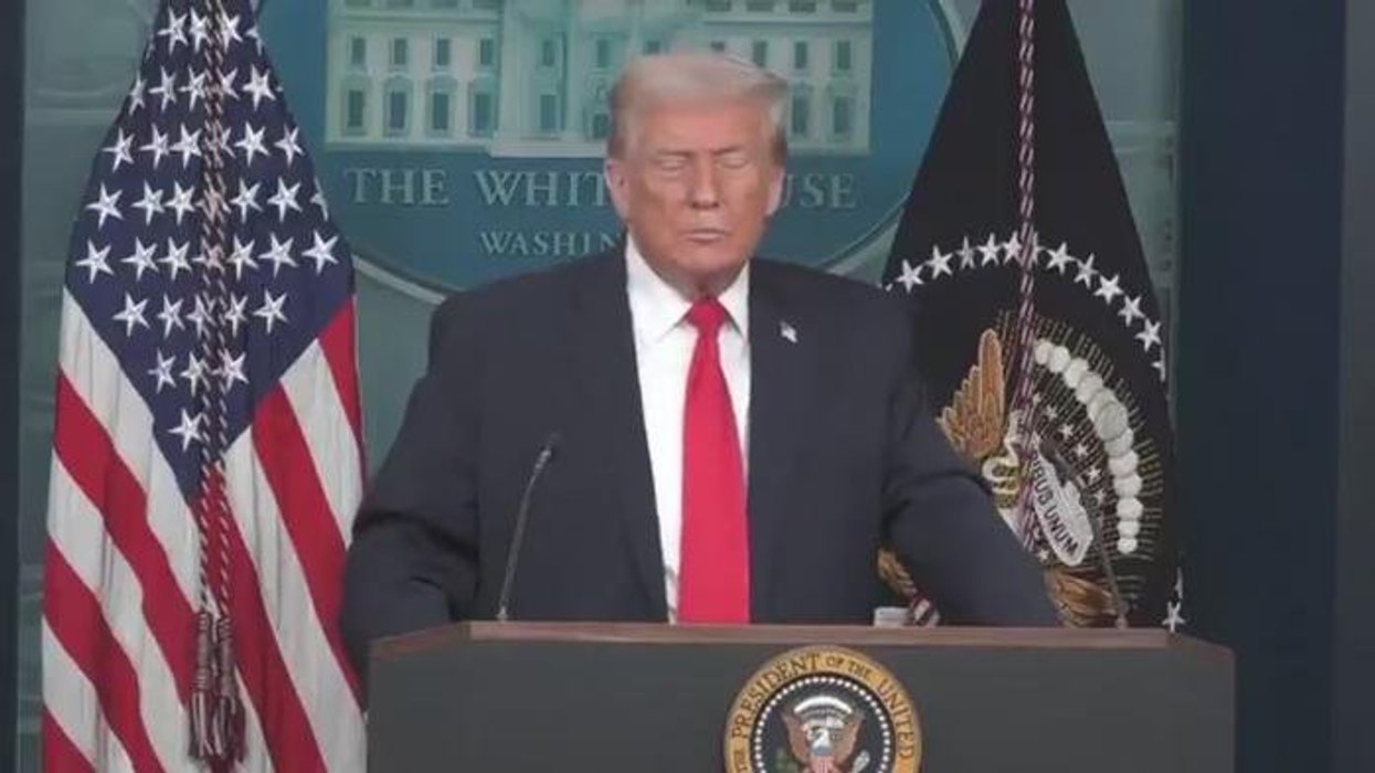 'Straighten out your country!' Donald Trump urges Keir Starmer as he slams London for 'having a lot of problems'