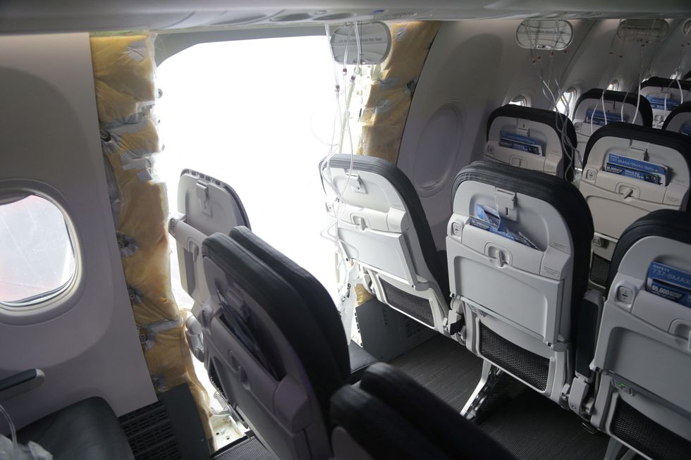 Door blown off Alaska Airlines flight