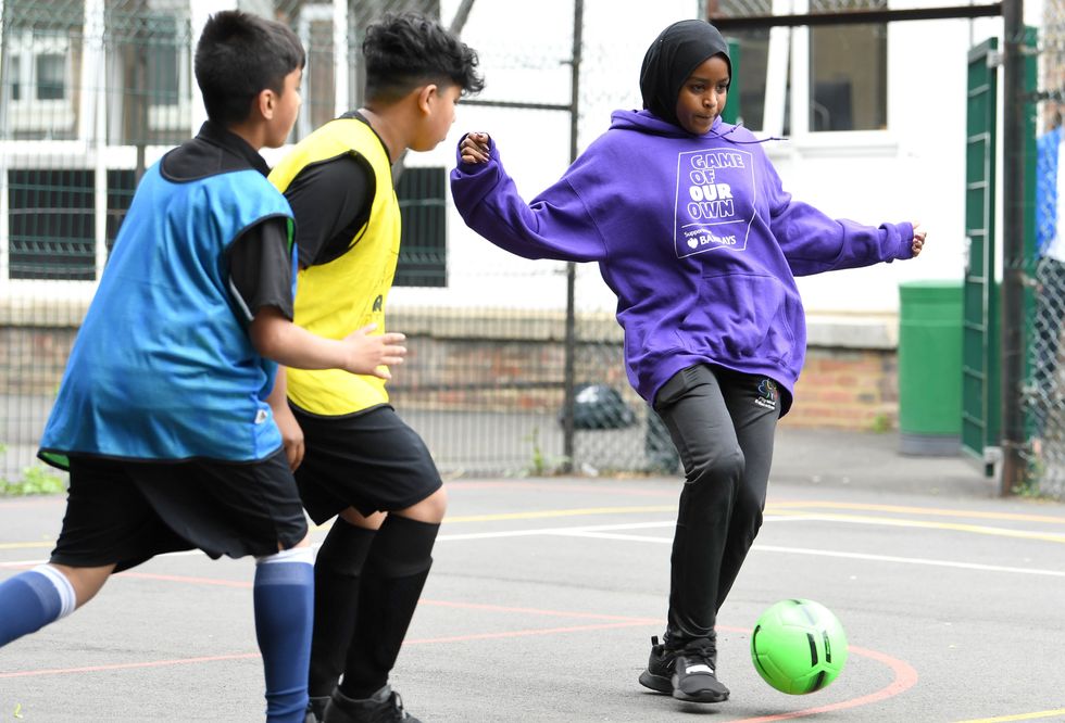School pupils lost a third of learning time during pandemic year, study finds