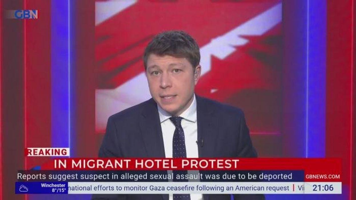 Dublin migrant protests: GB News reporter attacked by police during chaotic demonstrations - ‘Never EVER seen this’