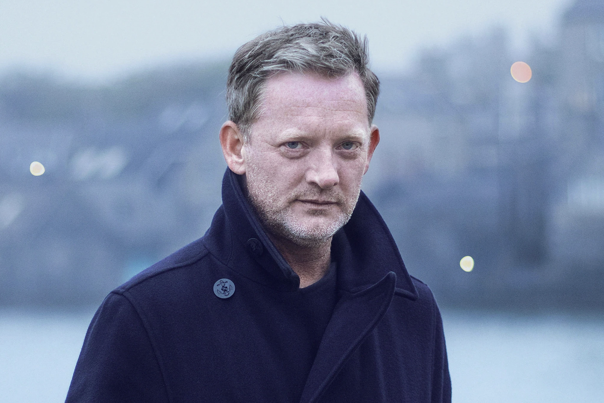 Douglas Henshall