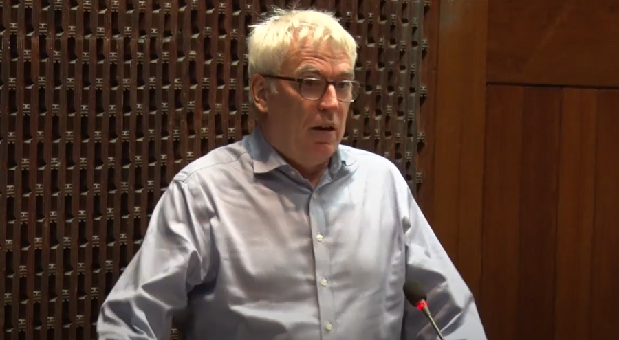 Dr Owen Bennett-Jones