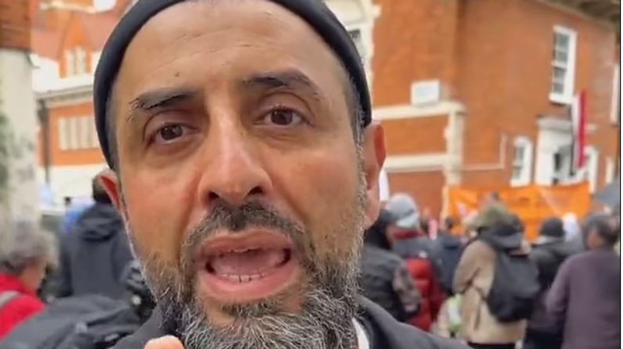 Dr Wahid Asif Shaida