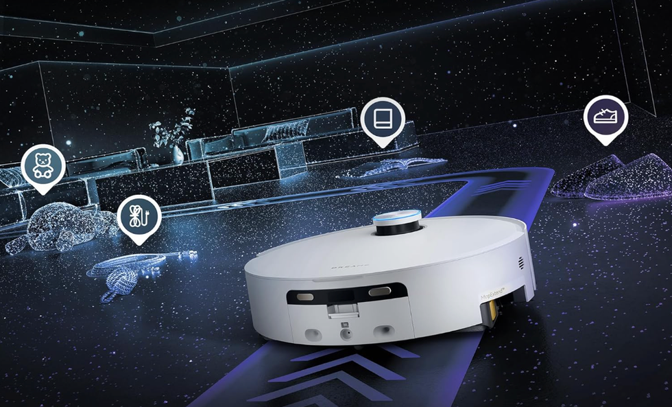Dreame Aqua10 Ultra Track Complete robot vacuum avoids objects