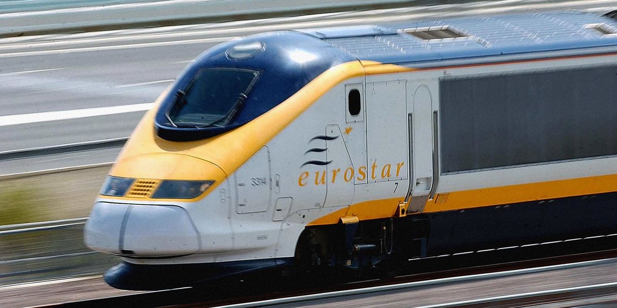NextImg:'Thanks for ruining our vacation!' Post-Christmas travel chaos as Eurostar passengers stranded in tunnel for 3 HOURS