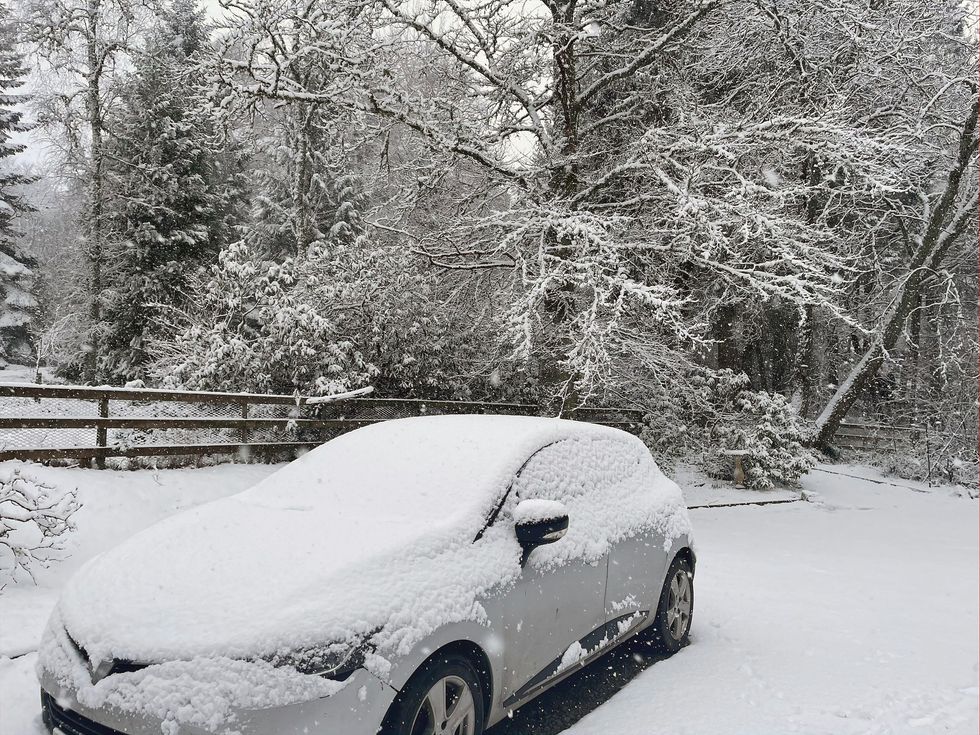 Drivers should clear their windscreen and windows completely to avoid being fined