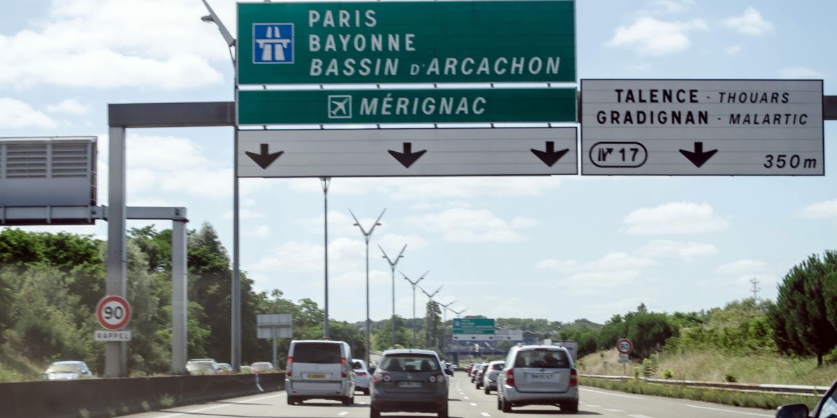 NextImg:British expats warned of driving in Europe with months of traffic and road chaos expected