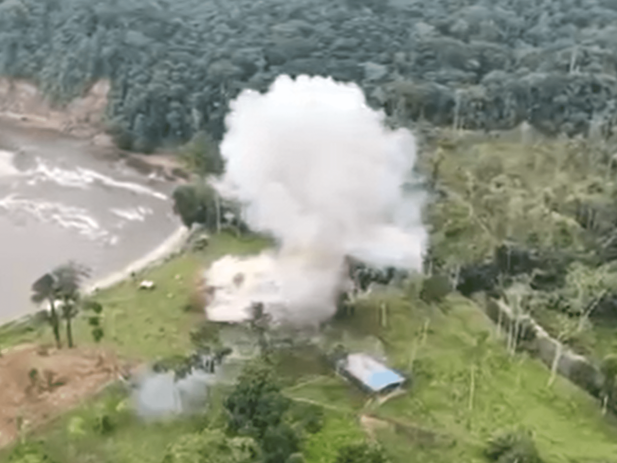 drug trafficking camp in Ecuador explosion