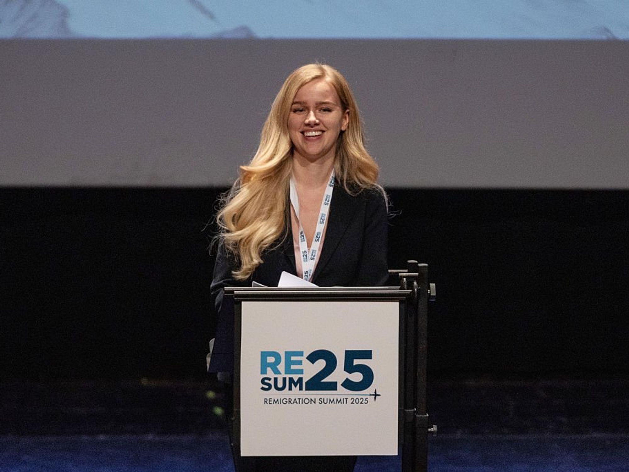  Dutch right-wing political commentator and activist Eva Vlaardingerbroek