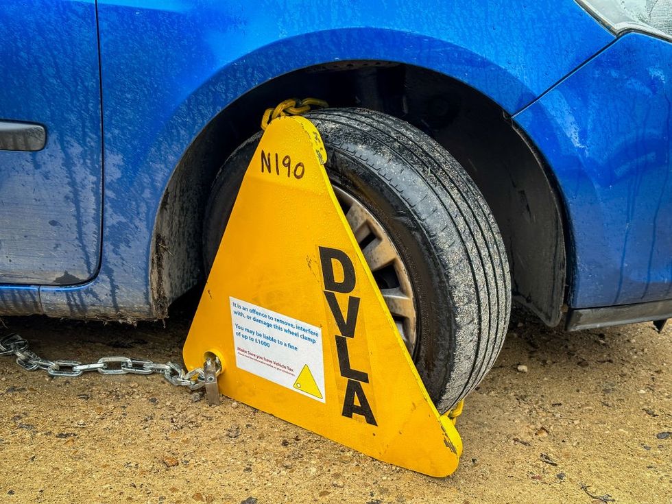 DVLA wheel clamp