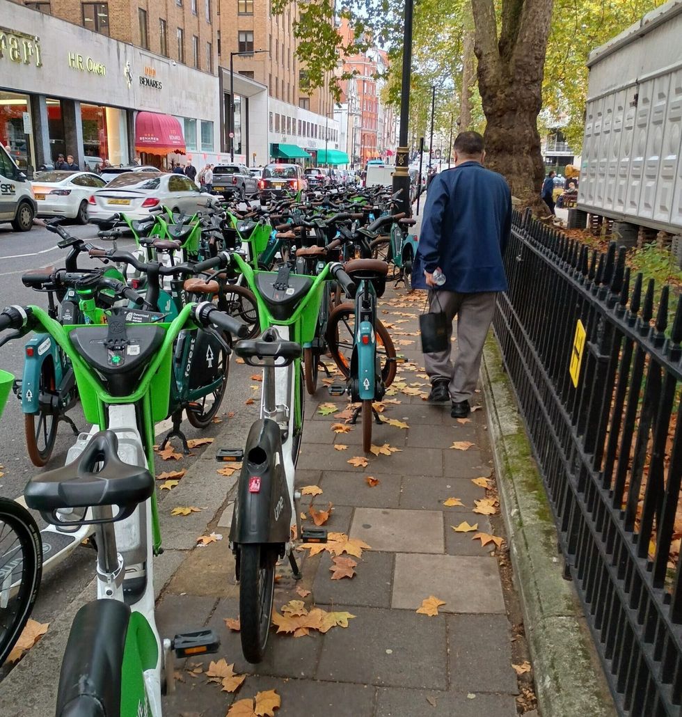 E-bikes on pavements