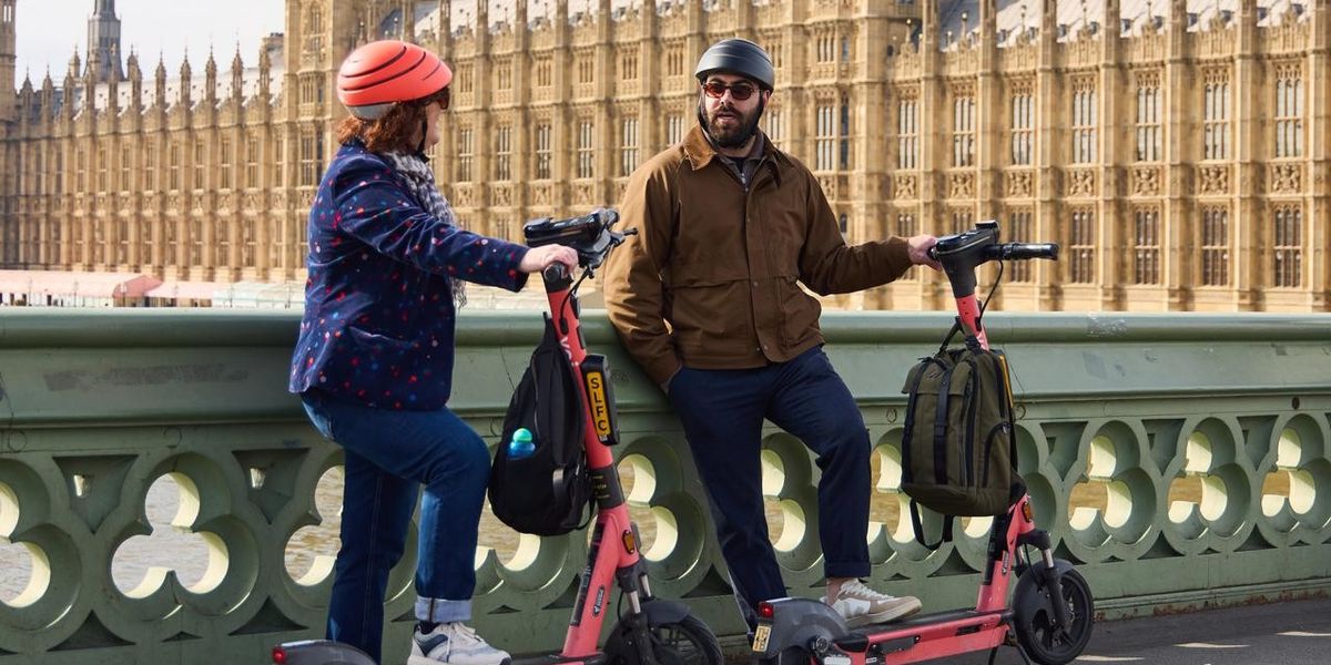 NextImg:Millions risk £300 fine and driving licence points for breaking road rules as e-scooter trials expand
