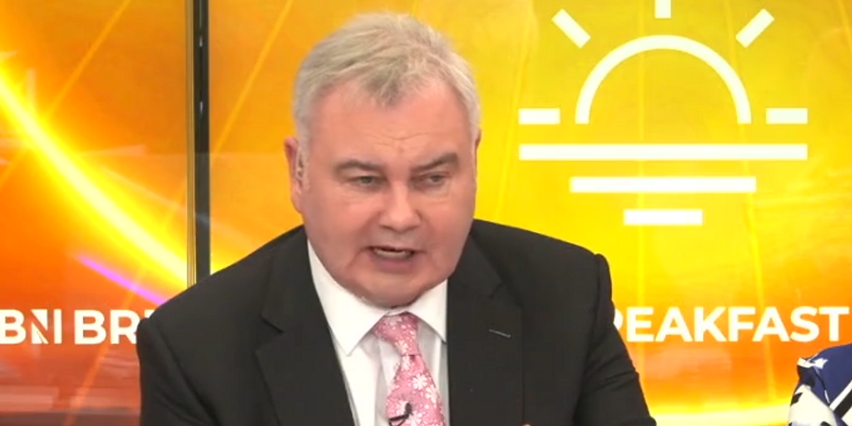 NextImg:Eamonn Holmes FURIOUS at 'dishonest' Labour for pothole 'scandal'