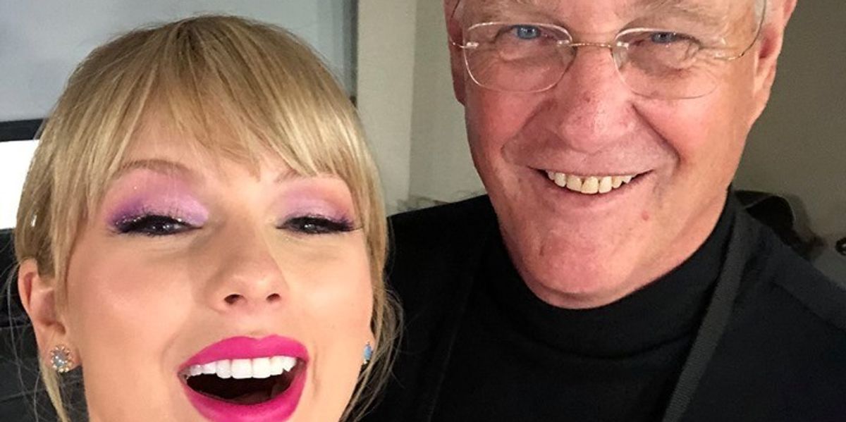 NextImg:Taylor Swift’s team break silence after ‘Papa Swift’ was involved in altercation with local photographer