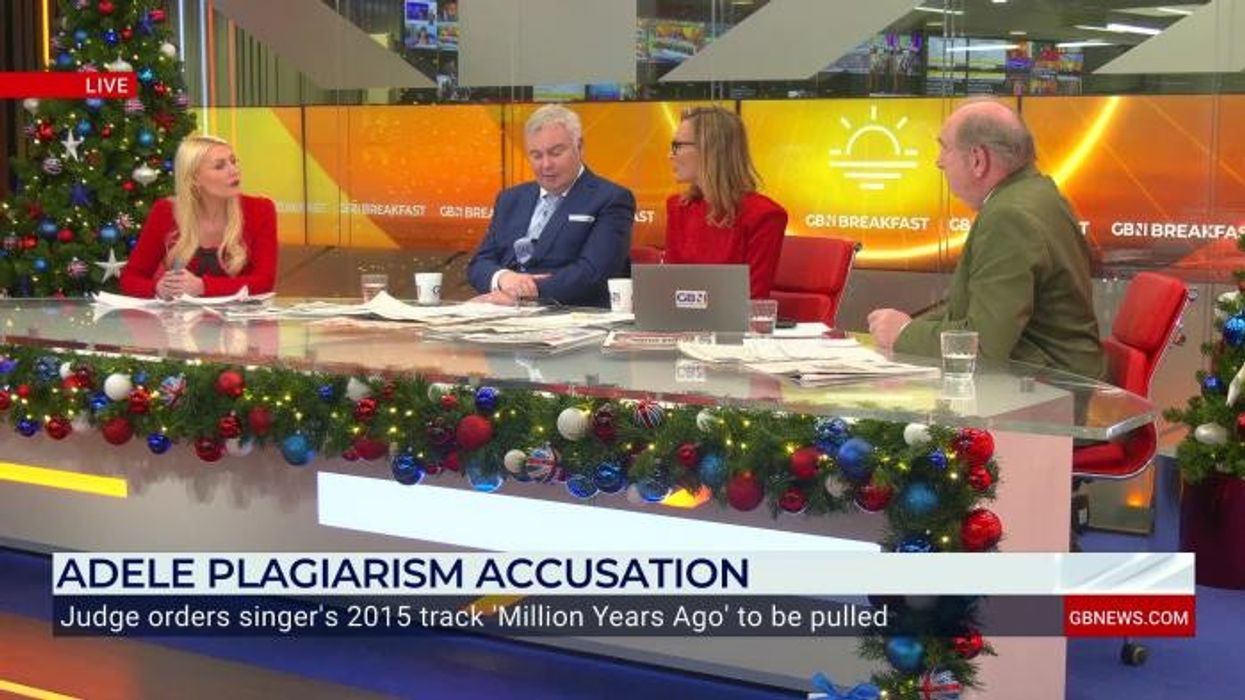 'Pathetic!' Eamonn Holmes rages at 'socialist' Labour in heated rant