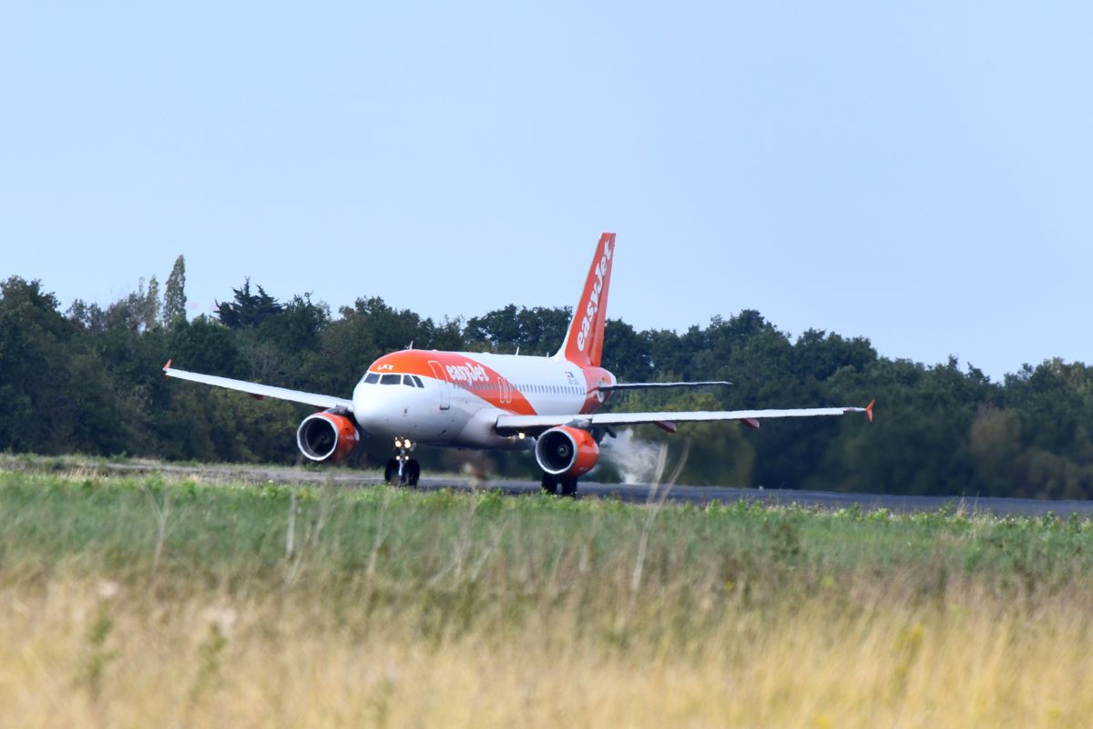 EasyJet plane