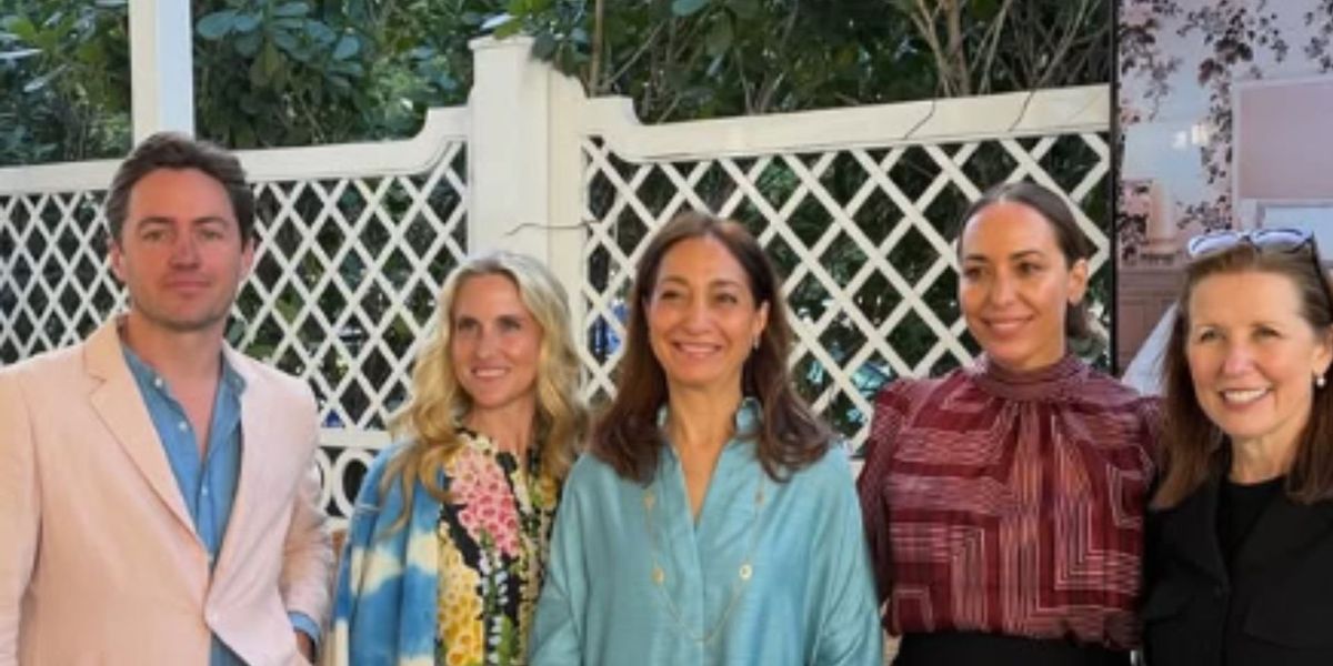 Edoardo Mapelli Mozzi leaves behind ‘London restraint’ as Princess Beatrice’s husband makes solo trip to US Edoardo Mapelli Mozzi leaves behind ‘London restraint’ as Princess Beatrice’s husband makes solo trip to US