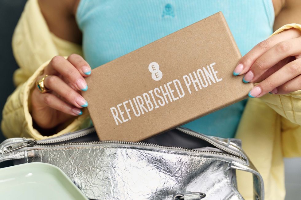 EE refurbished phone