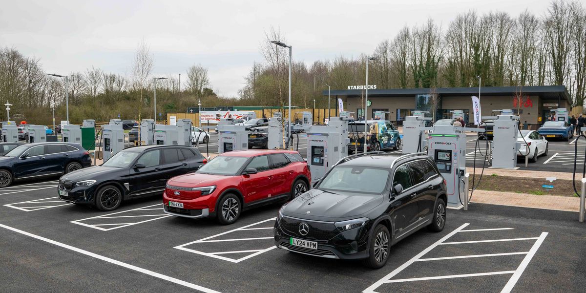 NextImg:Drivers face serious 'regional disparities' with electric car chargers as major areas see 'almost no growth'