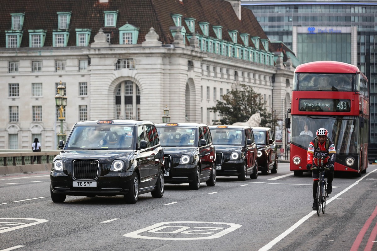 Electric taxis in London