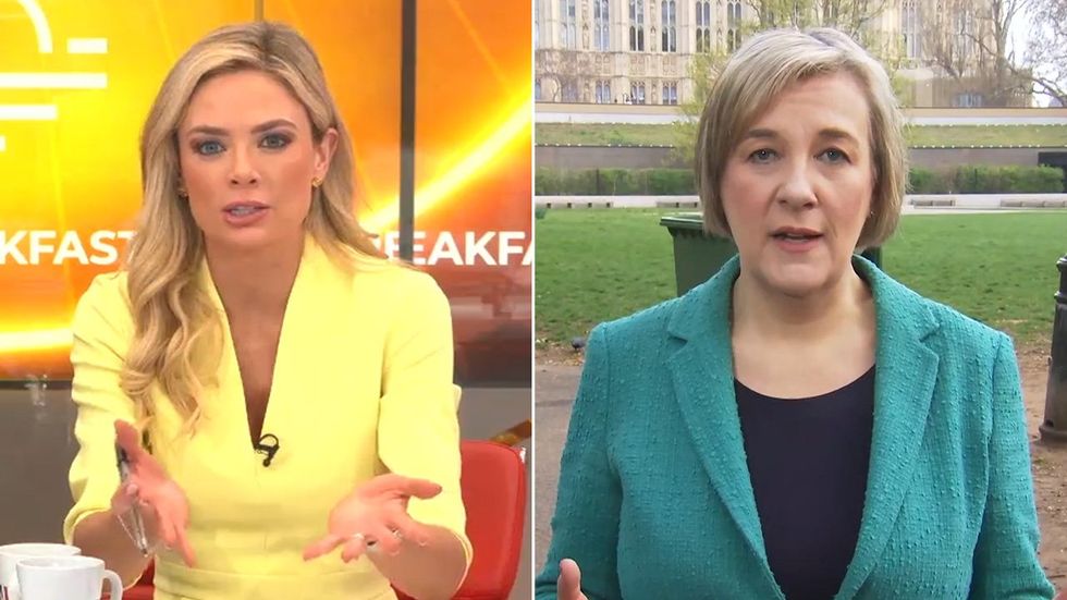 Ellie Costello, Lisa Smart