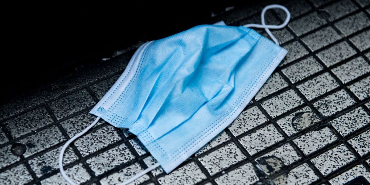 NextImg:Nurse sacked after refusing to wear face mask at work