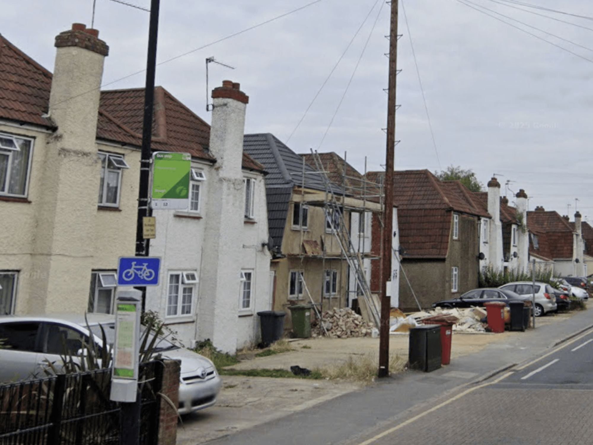 Elliman Avenue, Slough