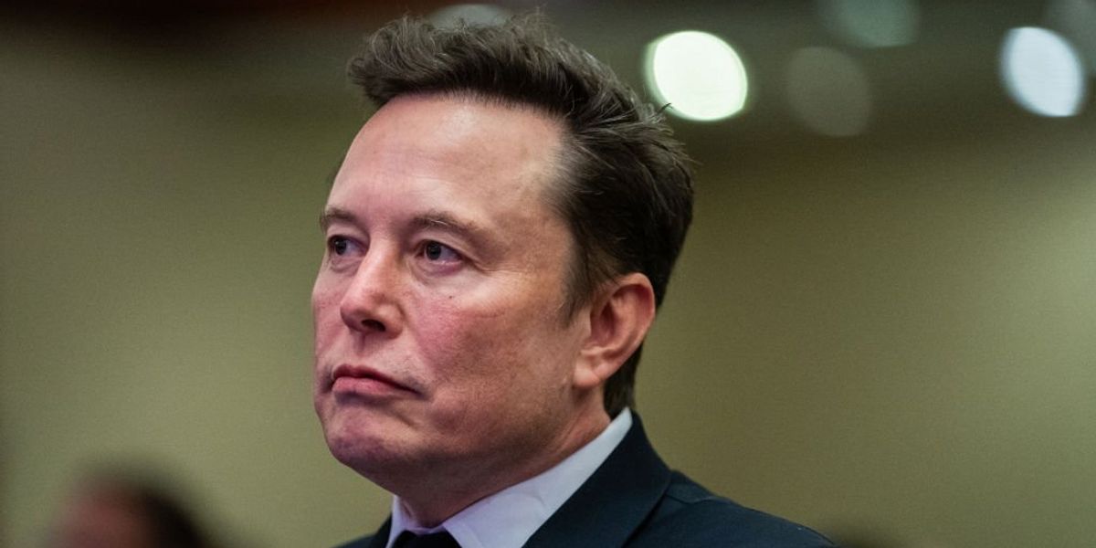 Elon Musk issues chilling free speech message over Keir Starmer's social media ban