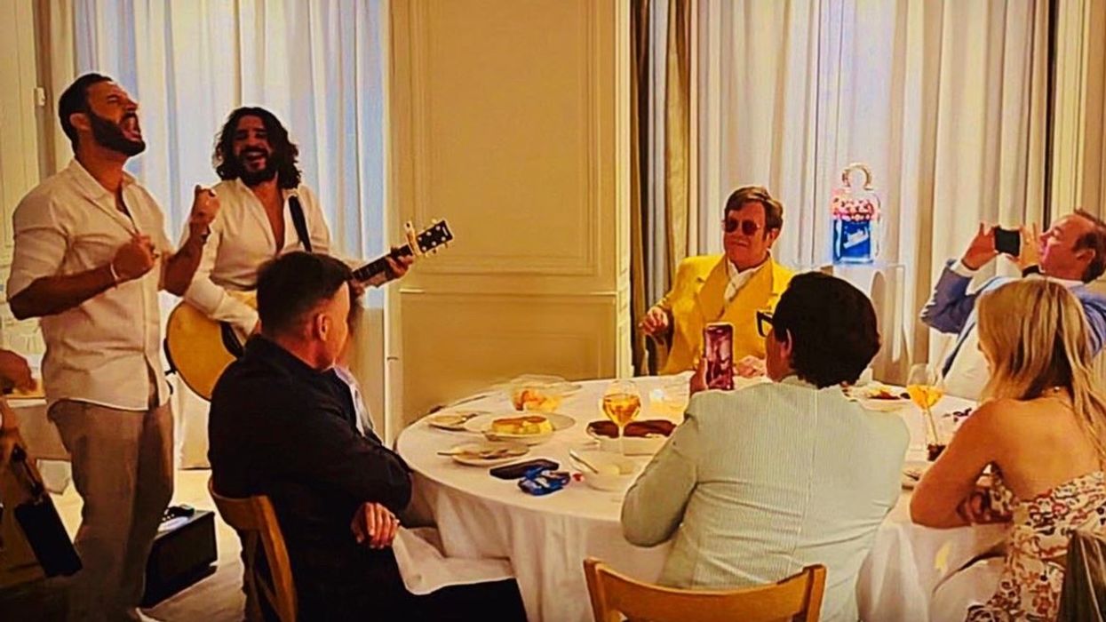 Elton John and Kevin Spacey watch the Snugglers