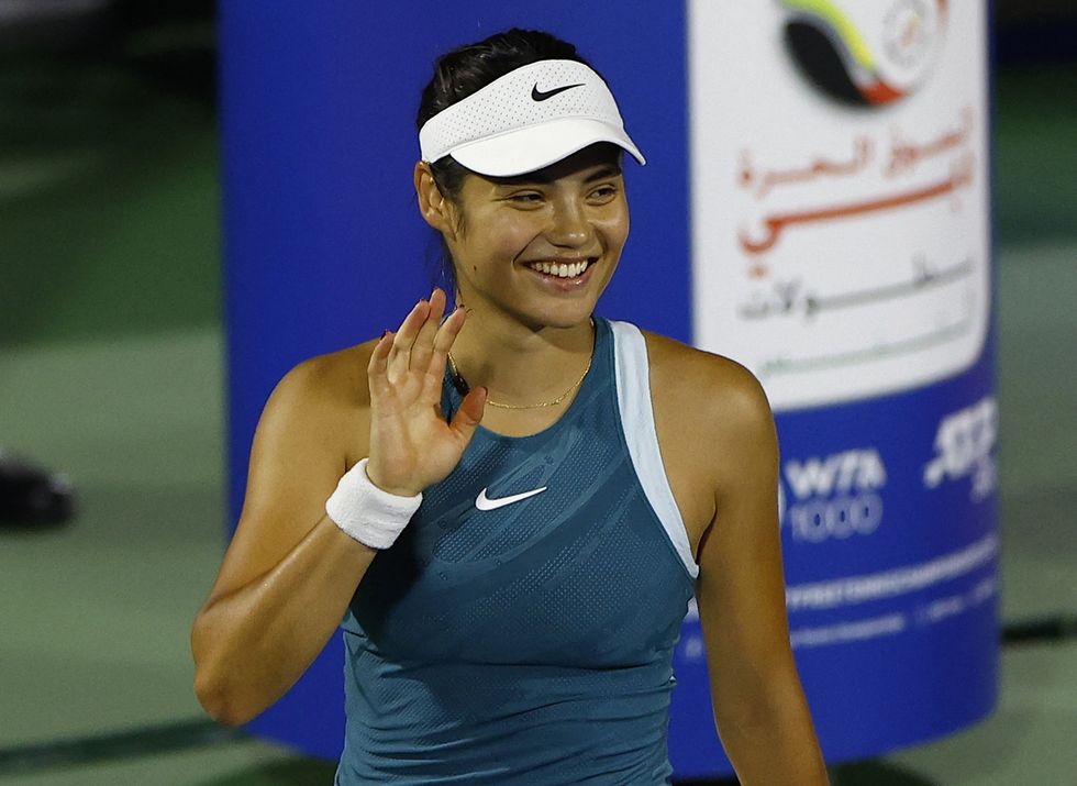 Emma Raducanu ended her losing streak against Maria Sakkari